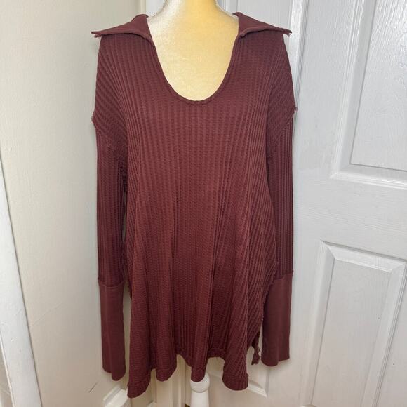 We The  Free Burgundy Raymond Long Sleeve Side Slit Thermal Top Size Large - Picture 1 of 9